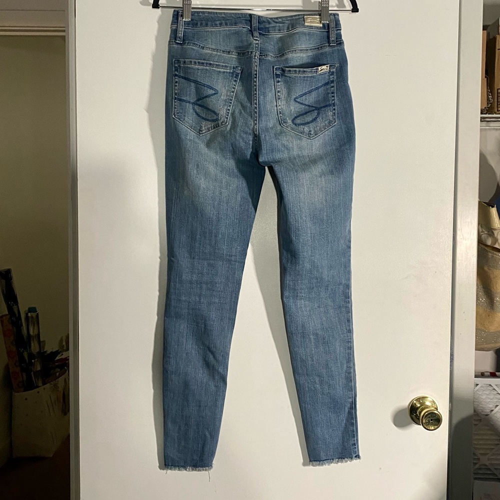Seven7 Jeans